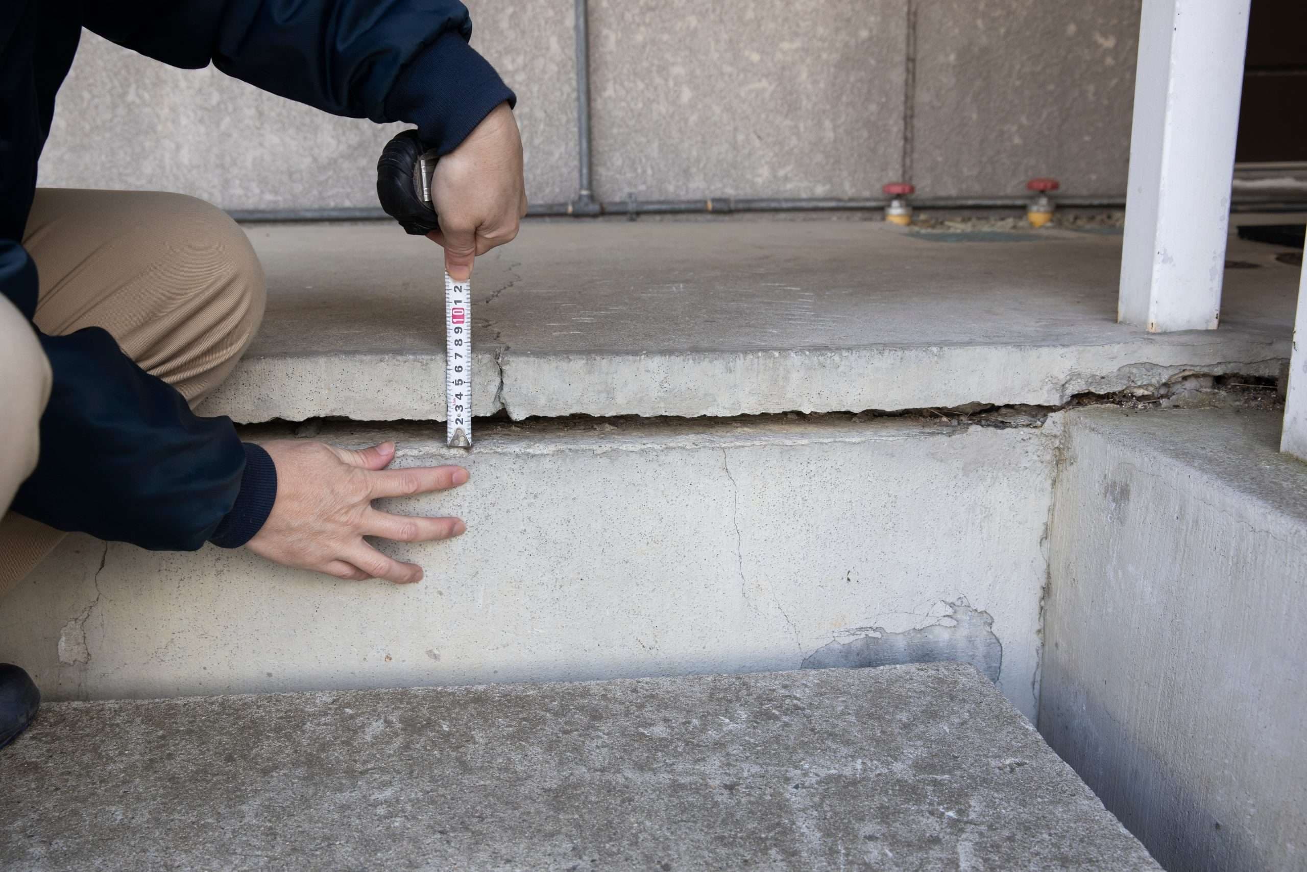 How Do You Fix Subsidence Cracks in Walls? | Subsidence Ltd